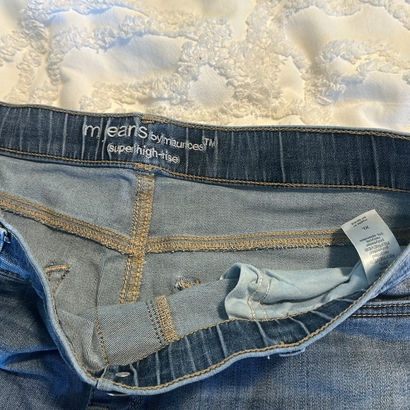 XL Maurice’s Jeans - Picture 2 of 3